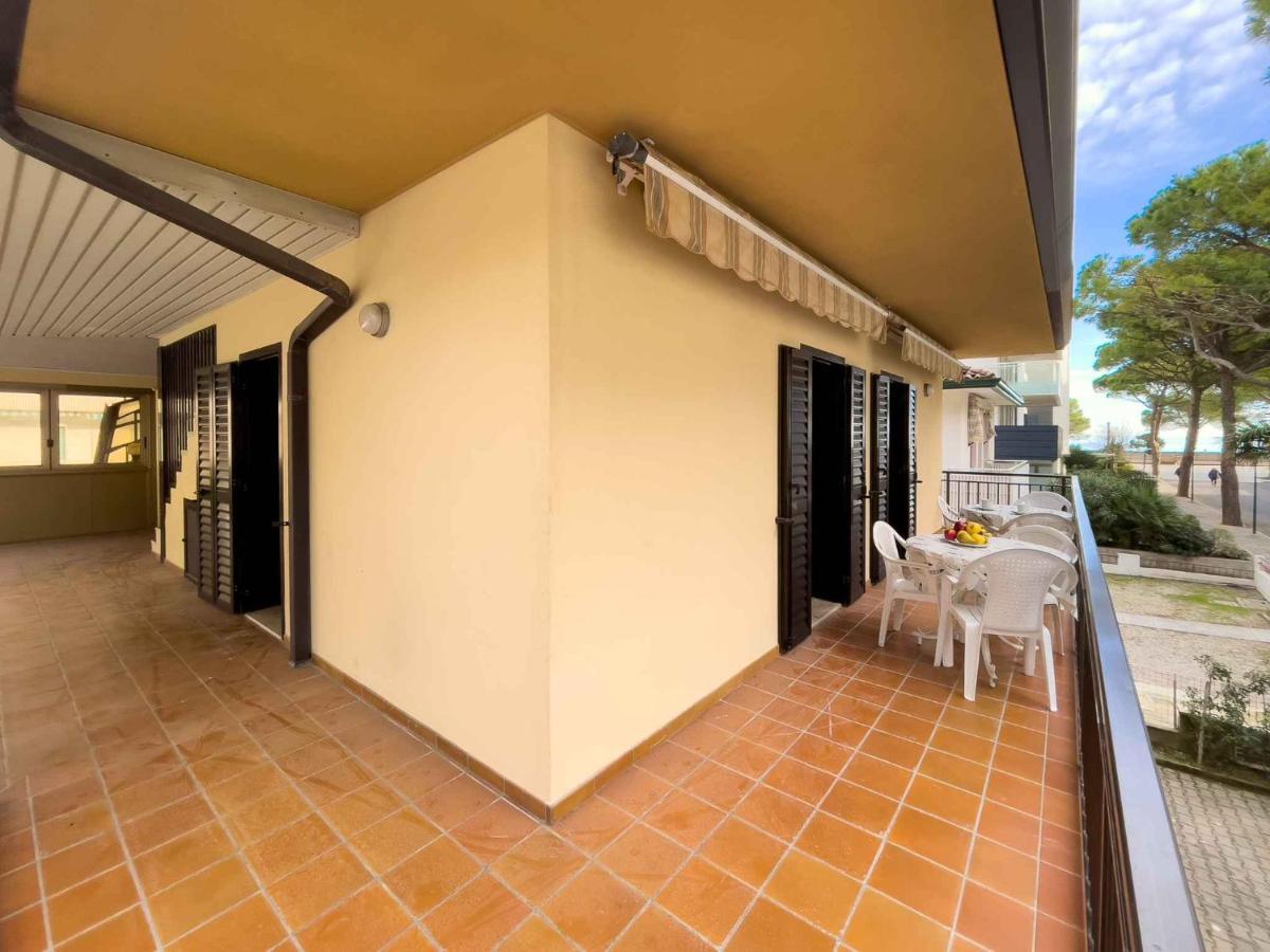 Apartments In Lignano Sabbiadoro 39726 エクステリア 写真