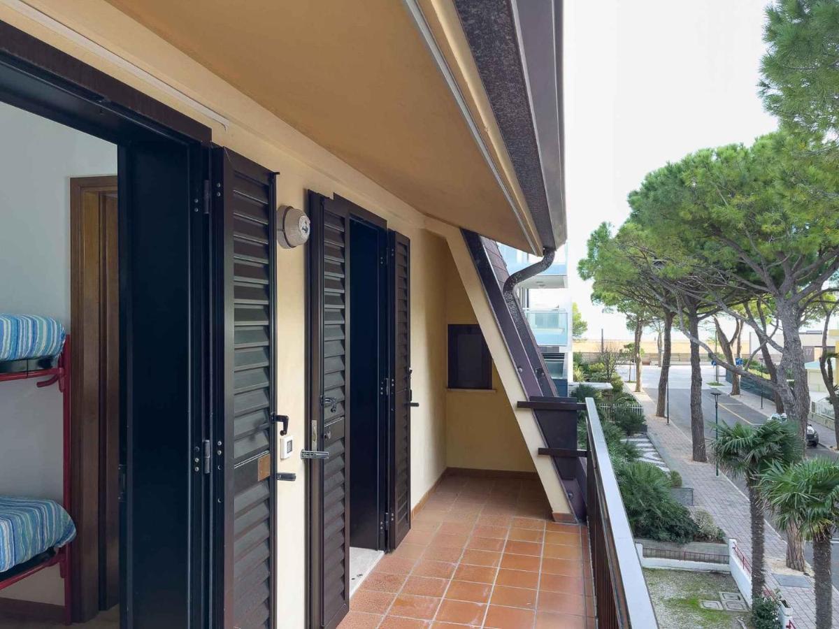Apartments In Lignano Sabbiadoro 39726 エクステリア 写真
