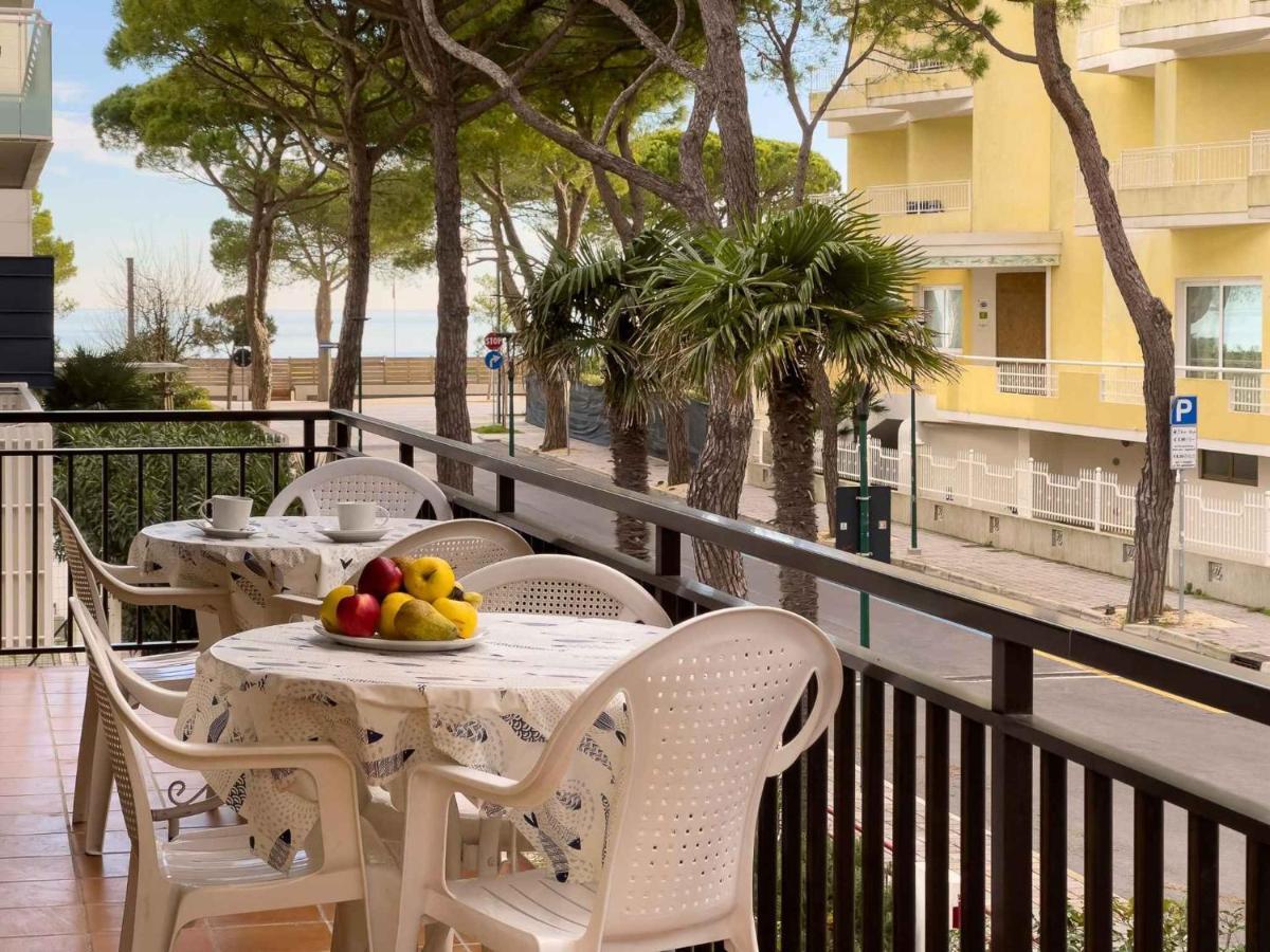 Apartments In Lignano Sabbiadoro 39726 エクステリア 写真